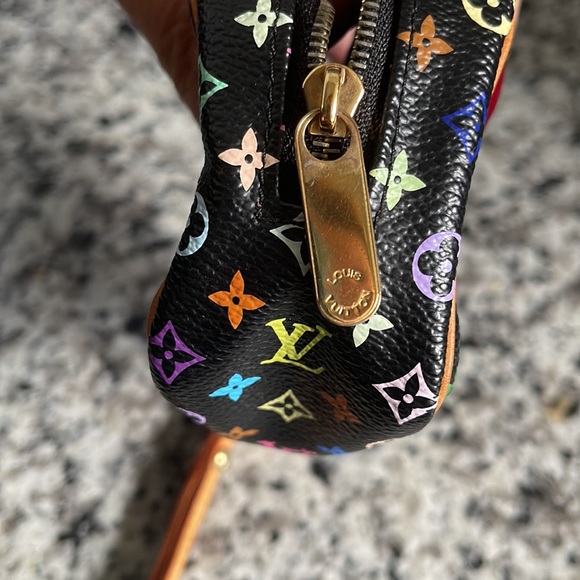 Louis Vuitton Wapity Pouch- Vintage. - Picture 7 of 8